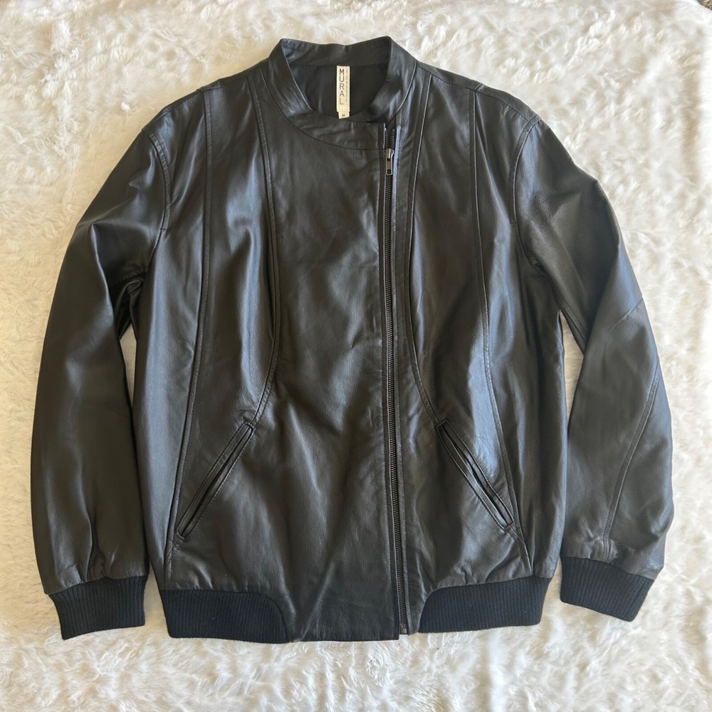 EUC Men's MURAL Black Leather Moto Bomber Jacket - Size Medium - Streetwear